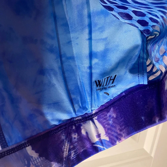 Peloton Blue Moves High Neck Sports Bra - Picture 6 of 7